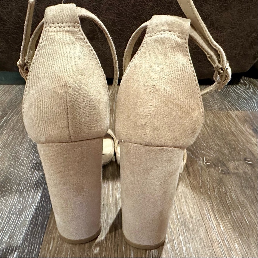 NWOB Lulus Taylor Natural Suede Ankle Strap Heels- Sz. 5.5 - Picture 4 of 7